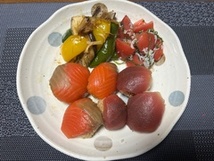 令和7年7月手毬おにぎり