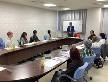 懇談会の様子